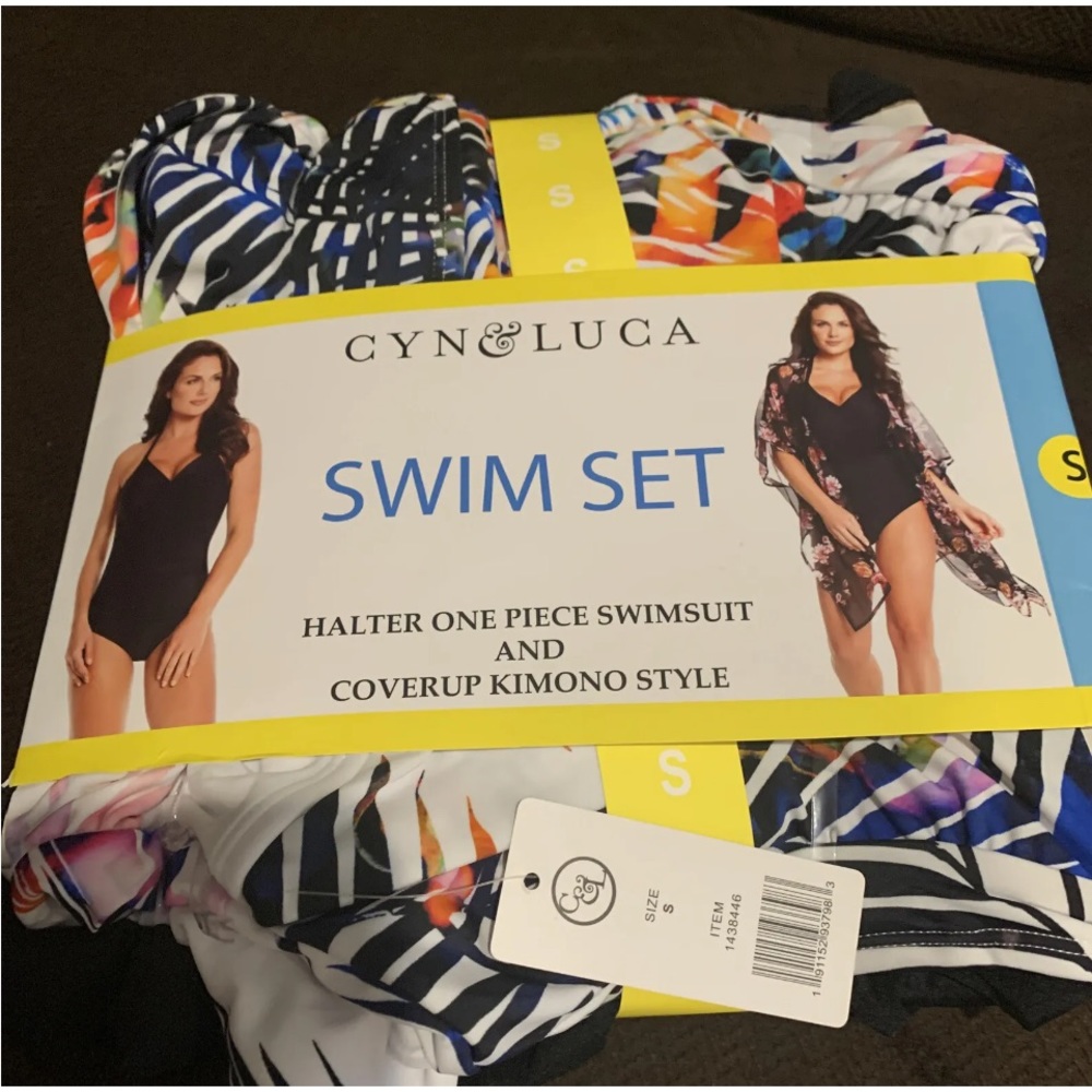 Cyn & Luca Swimsuit  Halter & Kimono Coverup White Mystic Black Small 2 Pc Set